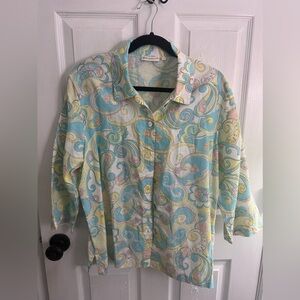 Lulu B’s linen pastel button down‎ shirt sz L